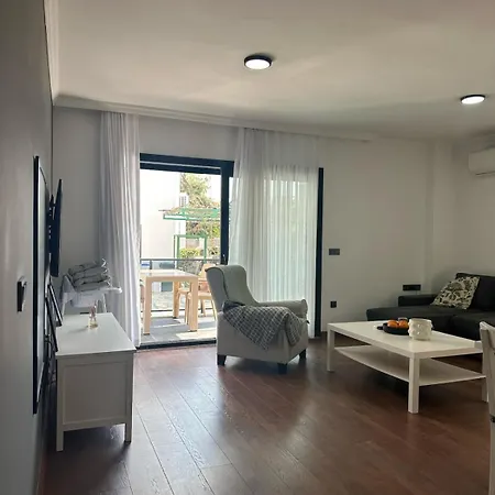 300m To 2 Bedroom Garden Floor Flat With Pool A1 - Yeni Dünya * Bodrum