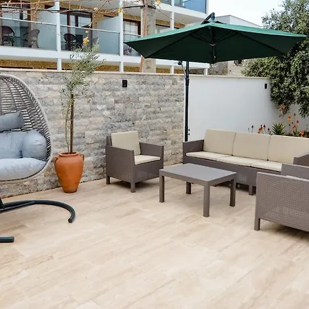 300m To 2 Bedroom Garden Floor Flat With Pool A1 - Yeni Dünya *