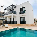 300m To 2 Bedroom Garden Floor Flat With Pool A1 - Yeni Dunya Apartment *