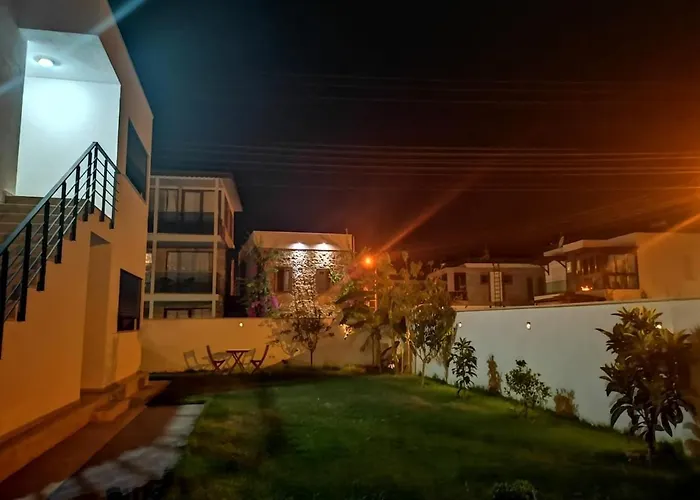 300m To 2 Bedroom Garden Floor Flat With Pool A1 - Yeni Duenya Apartman